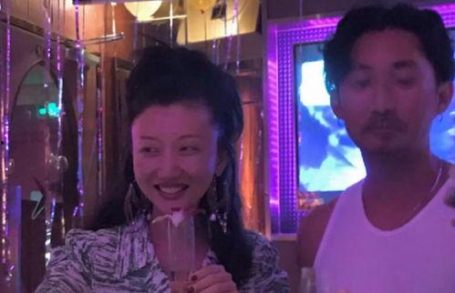 夫妻两唱歌网红叫什么,演绎甜蜜旋律