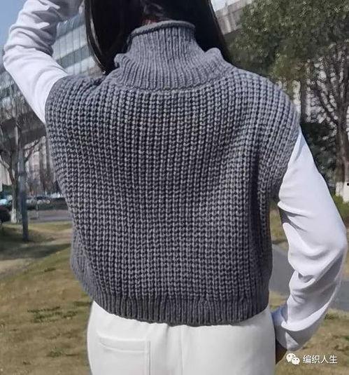 网红低高领背心怎么搭配,网红必备！低高领背心多风格搭配指南