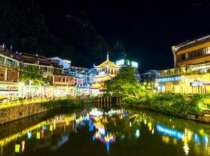 桂林阳朔网红玻璃桥图片,云端漫步，玻璃之巅的视觉盛宴